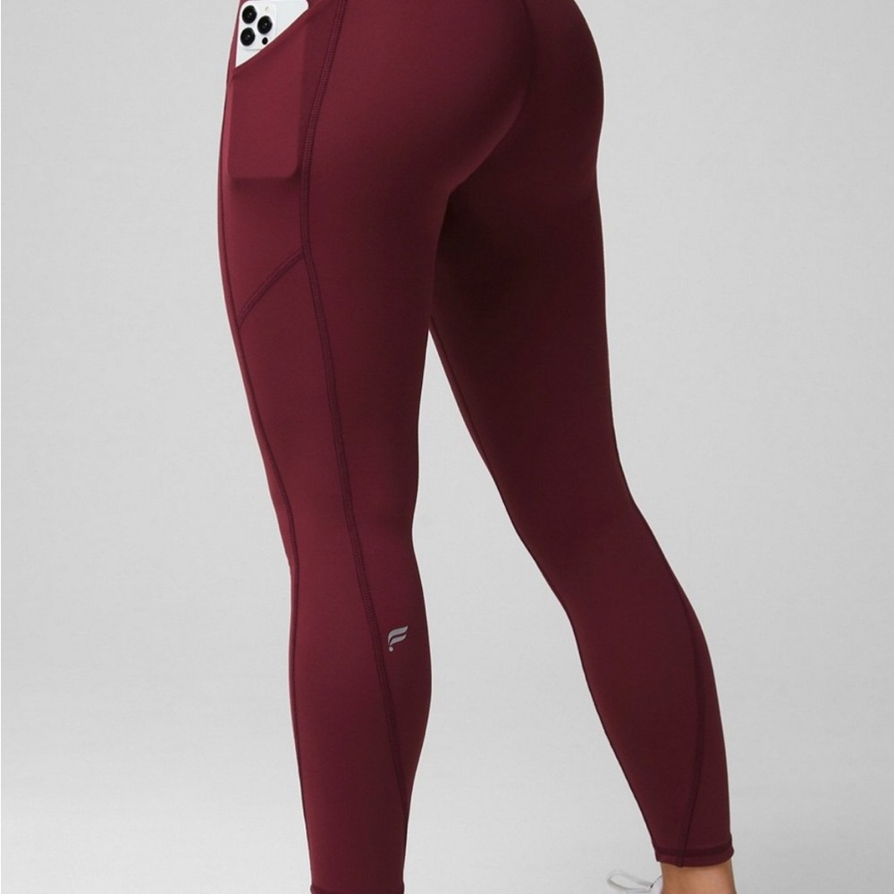 Fabletics Oasis Merlot Pocket Leggings